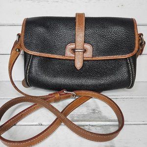 Dooney & Bourke -Dooney & Bourke East West Flap Black Crossbody Shoulder Bag